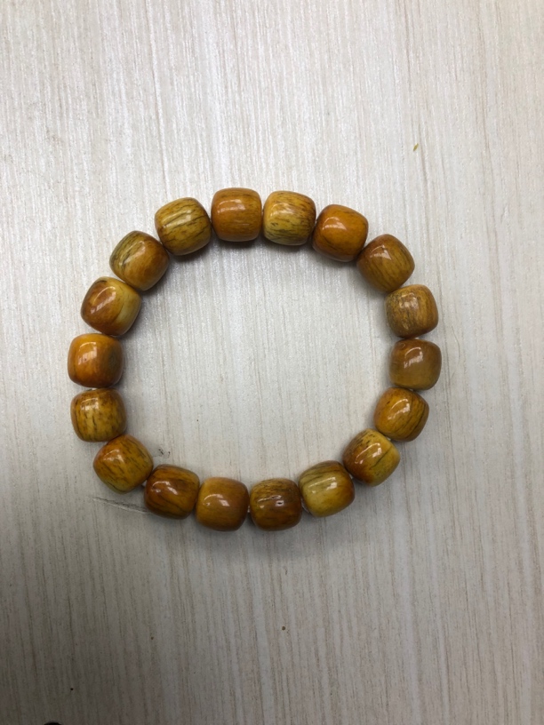 152号特色花梨木手串1.2