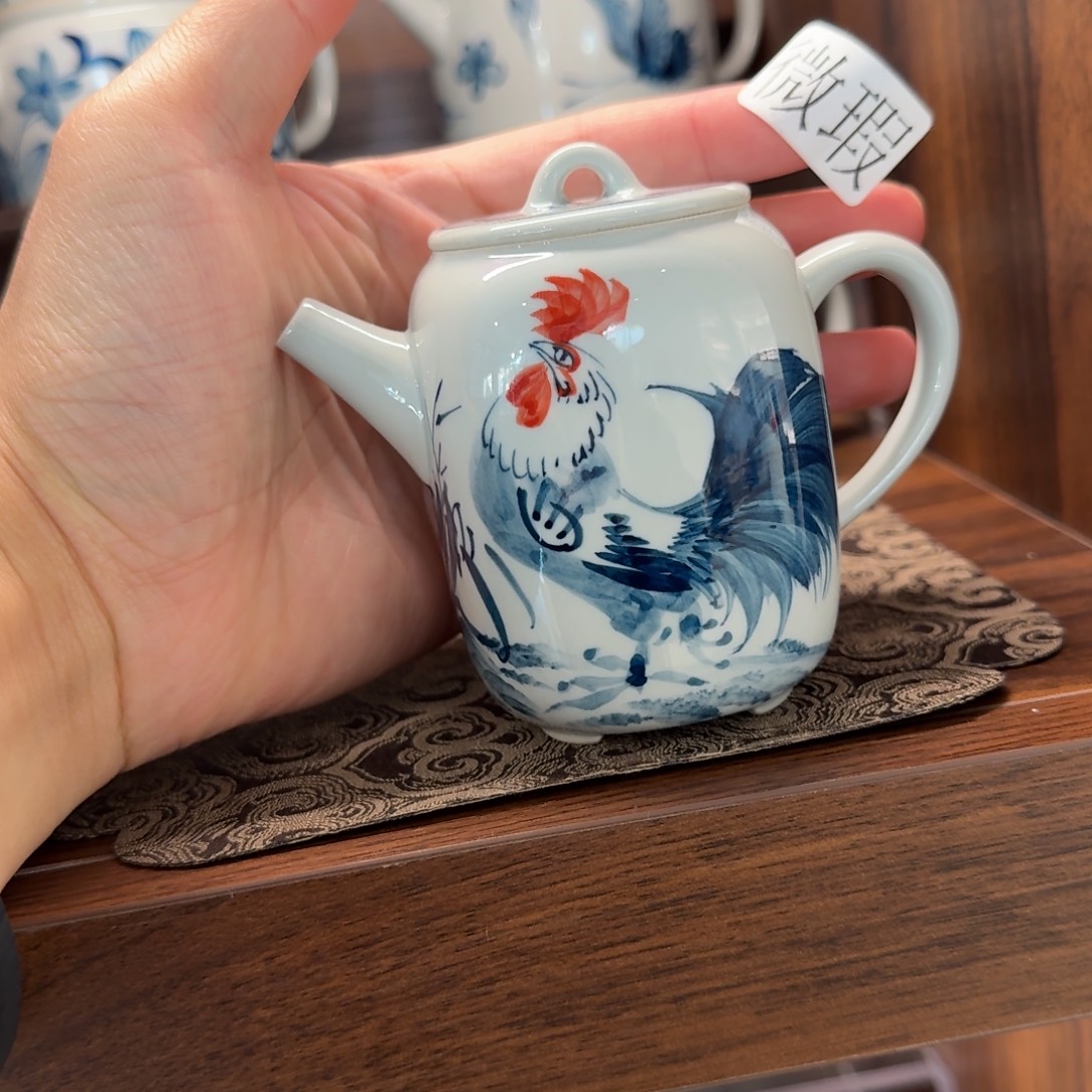 釉下手绘茶具微瑕