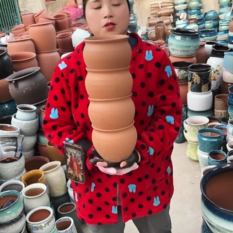 口15高13四个盆子。  