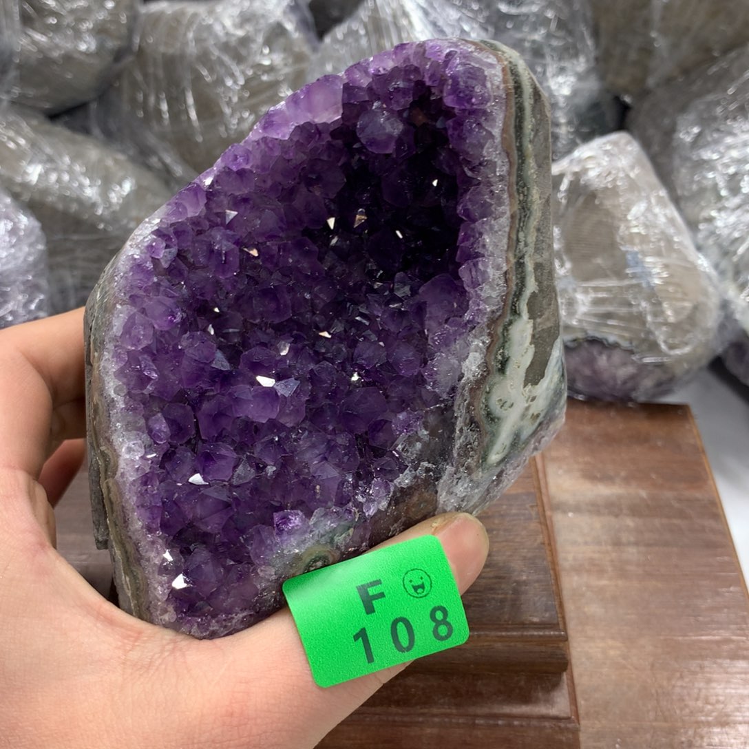 紫晶大型摆件（非配饰）未镶嵌