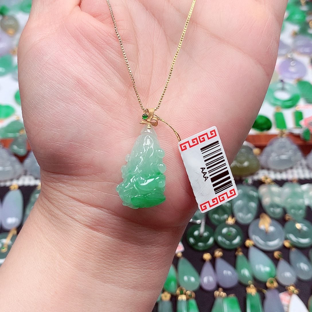 翡翠18K金镶嵌颈饰天然翡翠A货