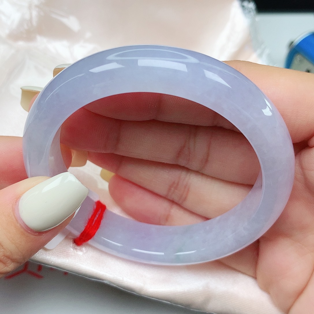 翡翠手镯未镶嵌早4