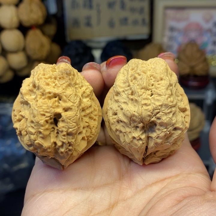 吊坠文玩核桃42古蝉王微瑕