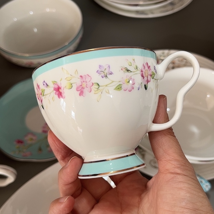 瓷片微瑕骨瓷杯一个浪漫