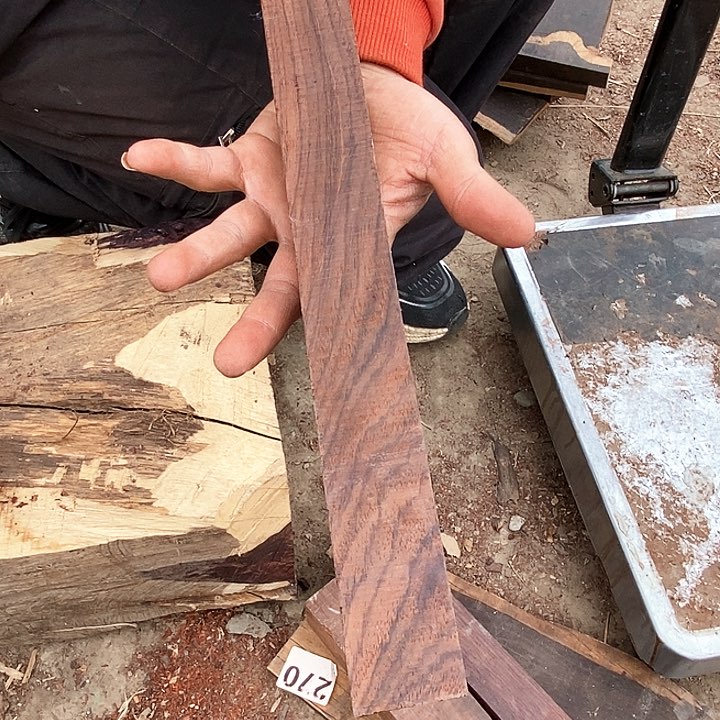 微凹黄檀（南美大红酸枝）王*霖010