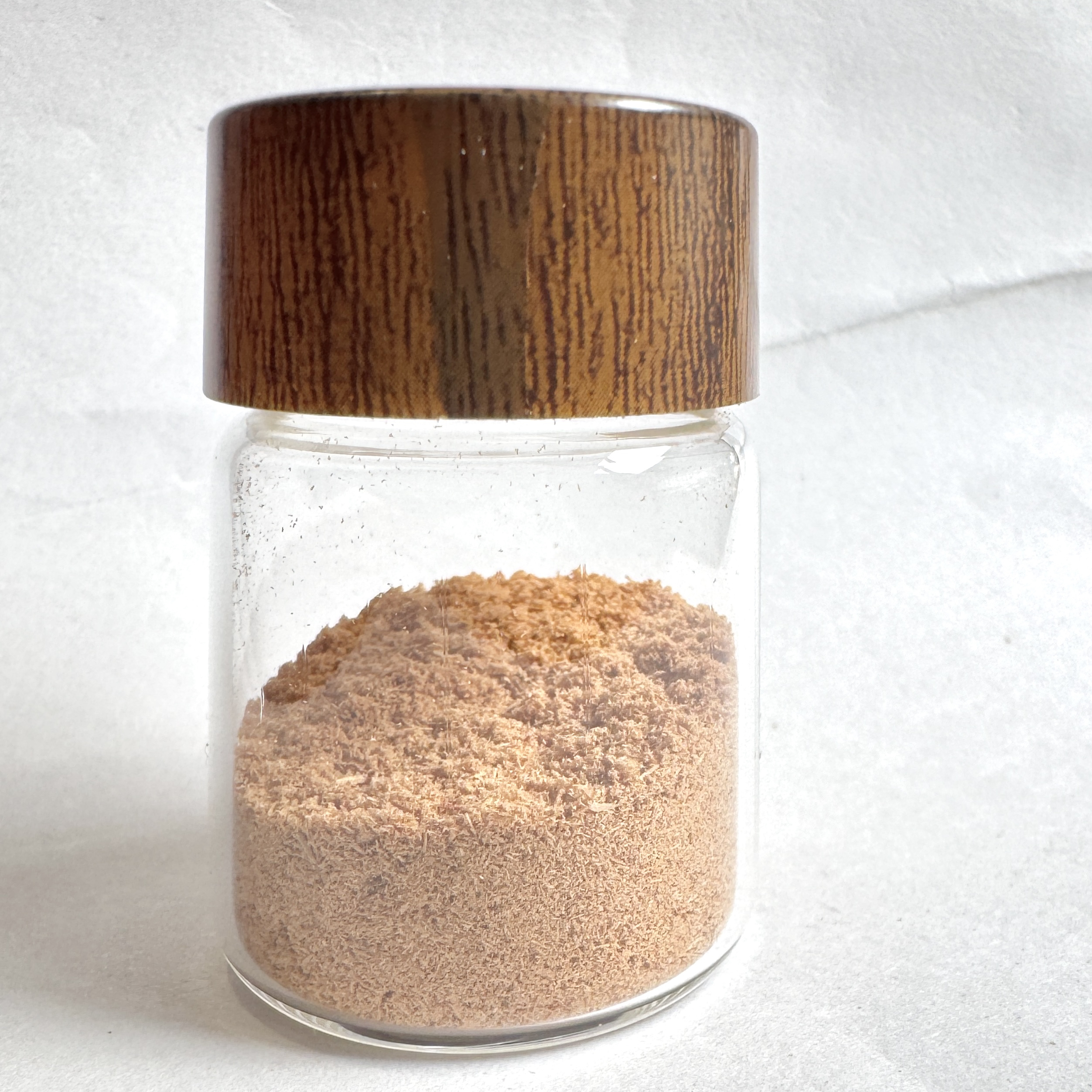 【不一家】四抛料老山檀香粉玻璃迷你熏香小号甜香微凉2克装玻璃瓶