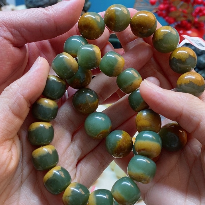 未镶嵌透闪石质玉手链漠**踪