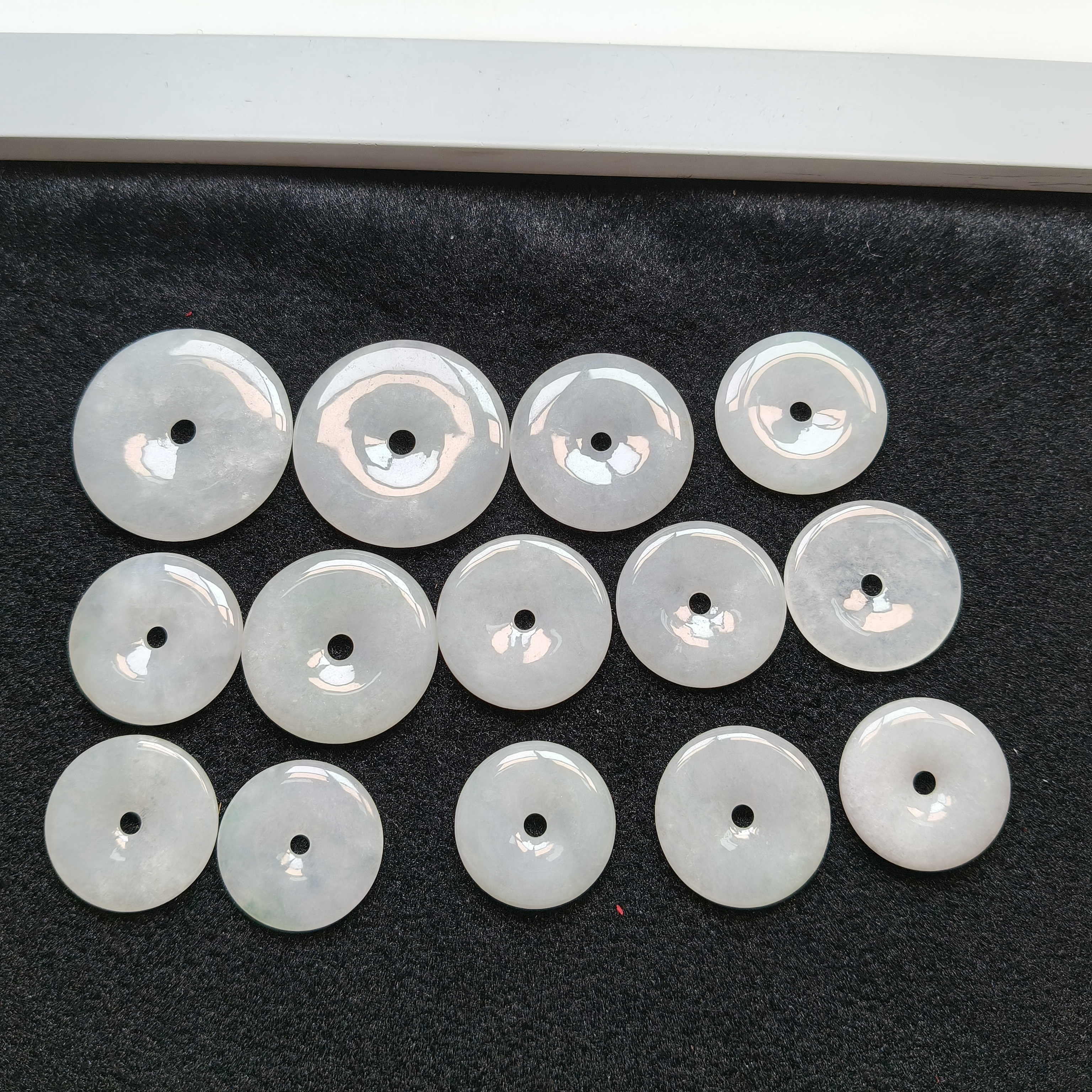 天然缅甸翡翠A货私人定制纯手工设计雕刻