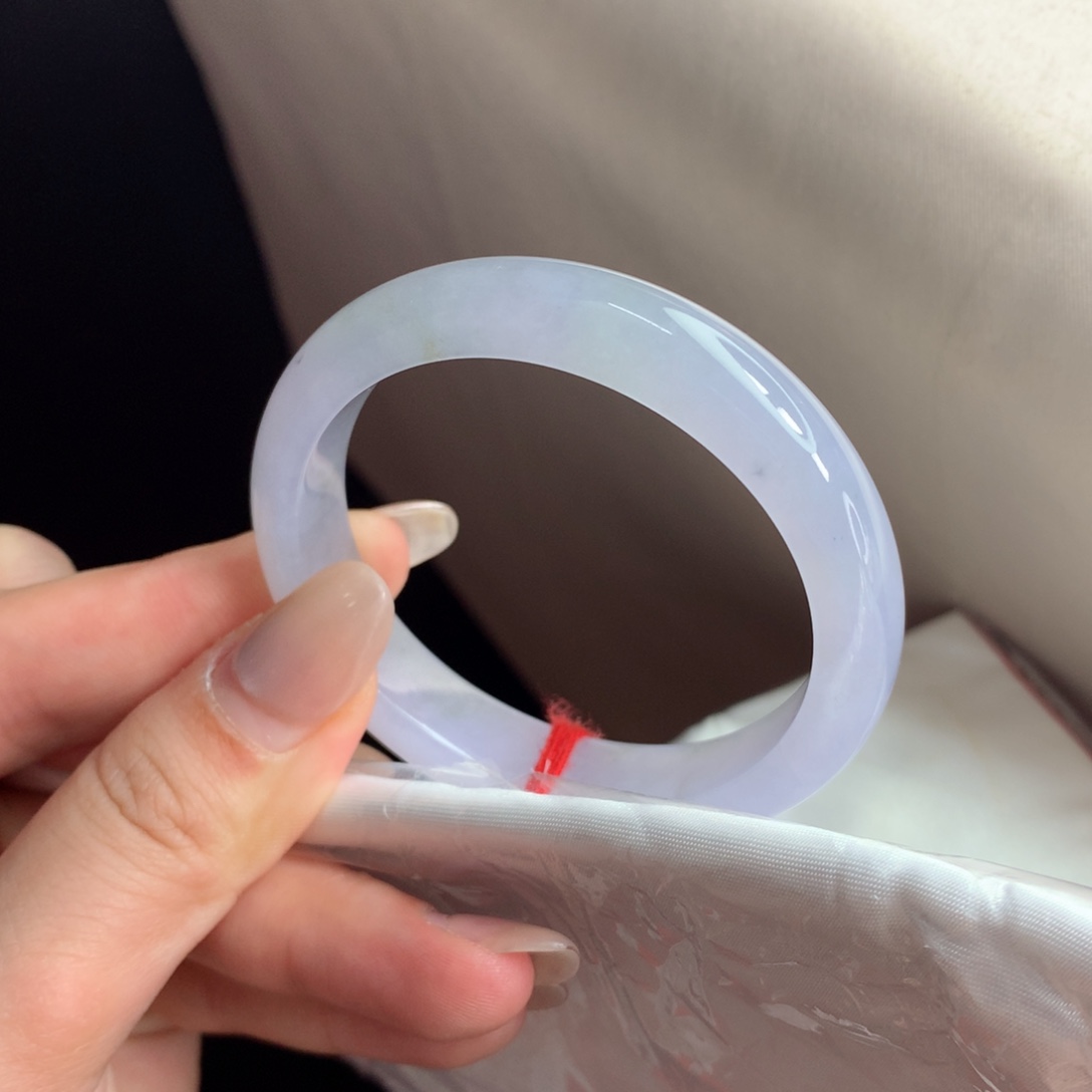 翡翠手镯未镶嵌(29号）贵妃，正圈戴50