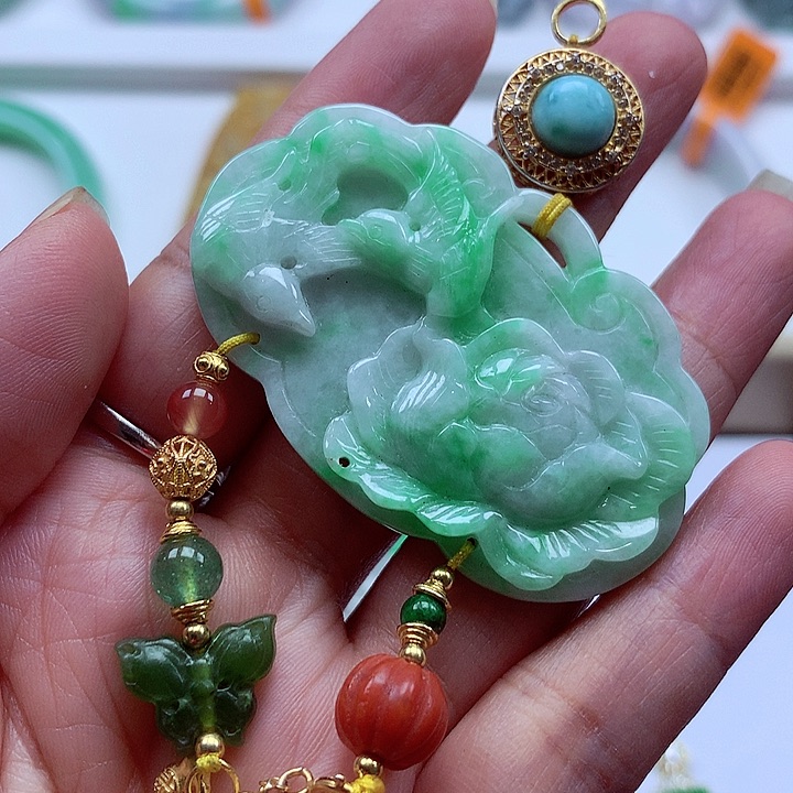 颈饰银S925镶嵌翡翠翡翠