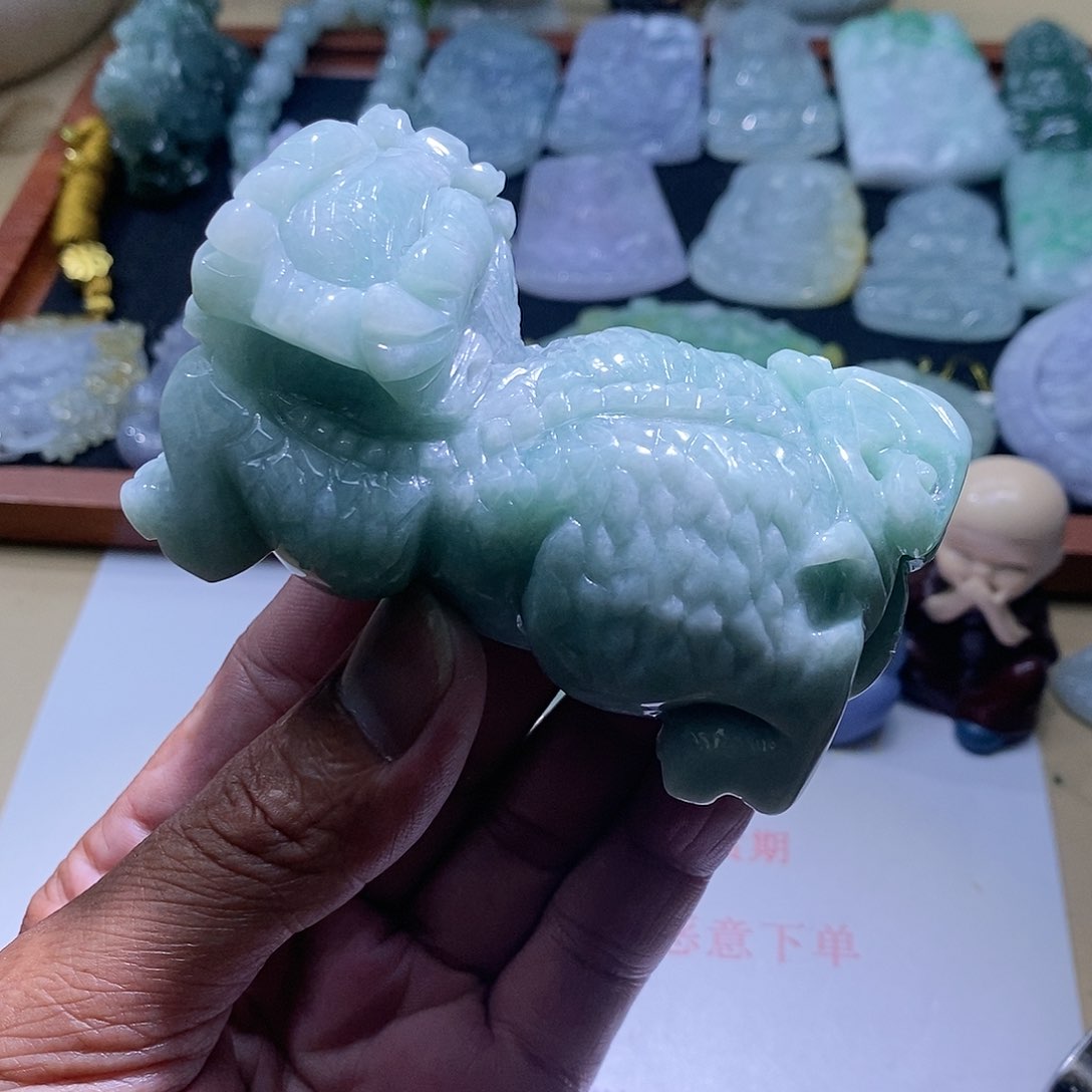 【闪购商品】翡翠未镶嵌颈饰111111111111