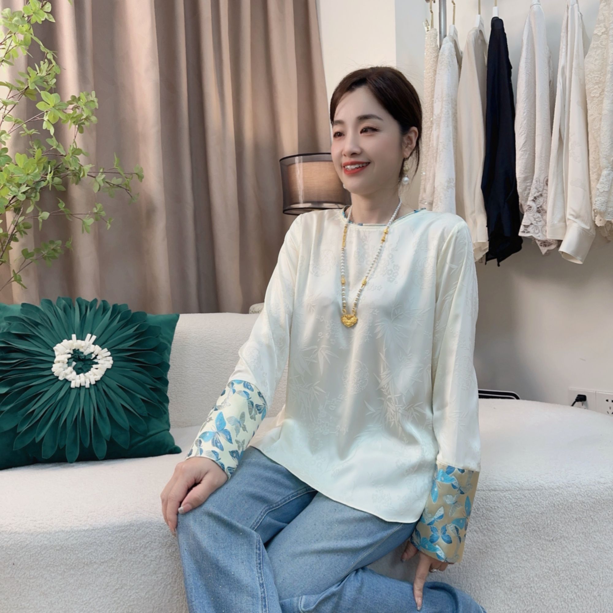 2025春夏新款女装  新中式上衣  基础百搭款  显瘦通勤国风日常