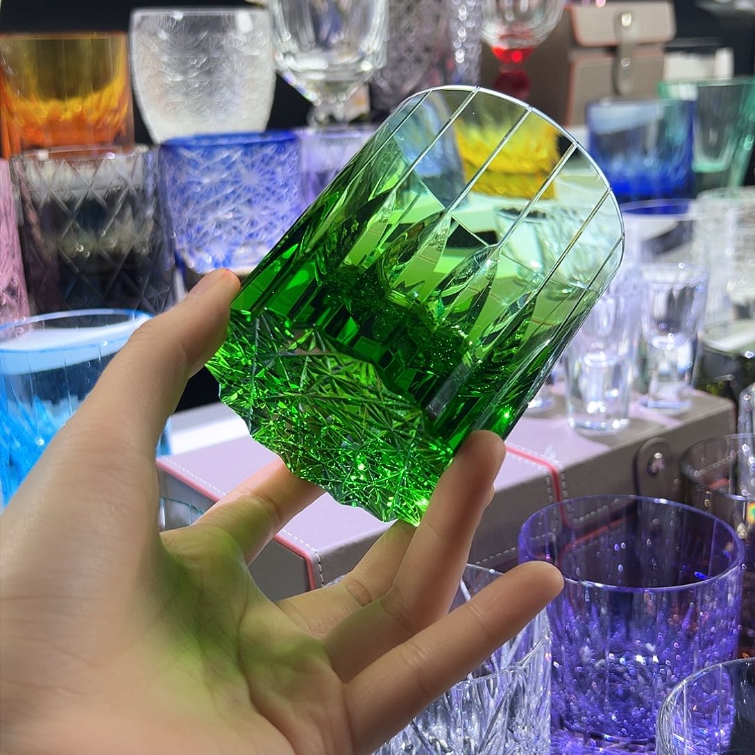 水晶厚款灰**嗷深绿色星芒