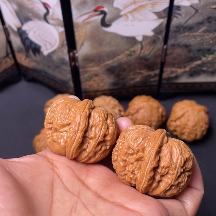 把件文玩核桃39元宝