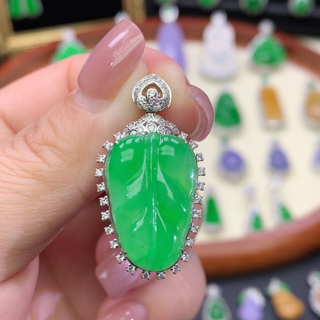 翡翠18K金镶嵌吊坠(不含链)