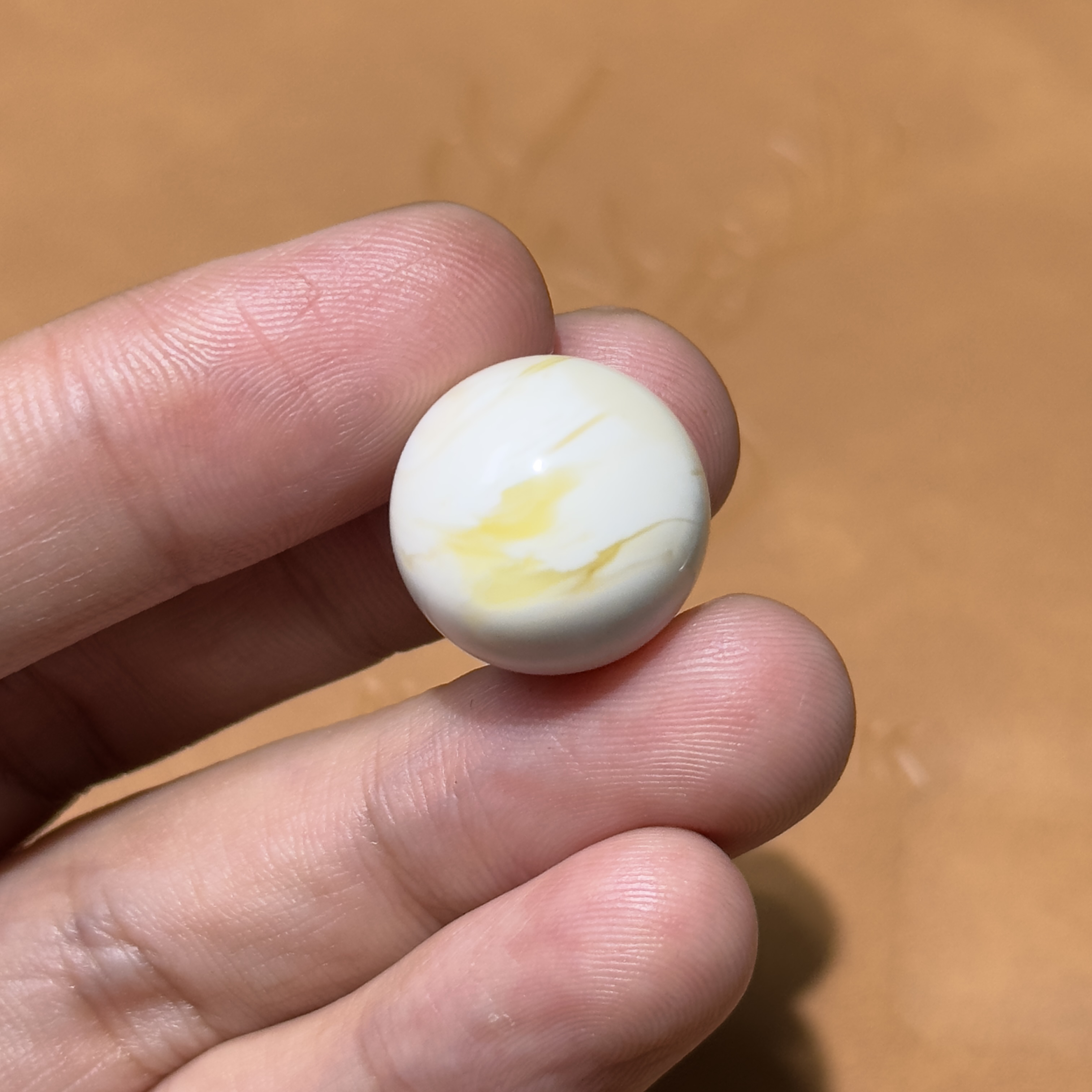 天然琥珀蜜蜡圆珠 瓷白 浓蜡 尺寸17.7mm