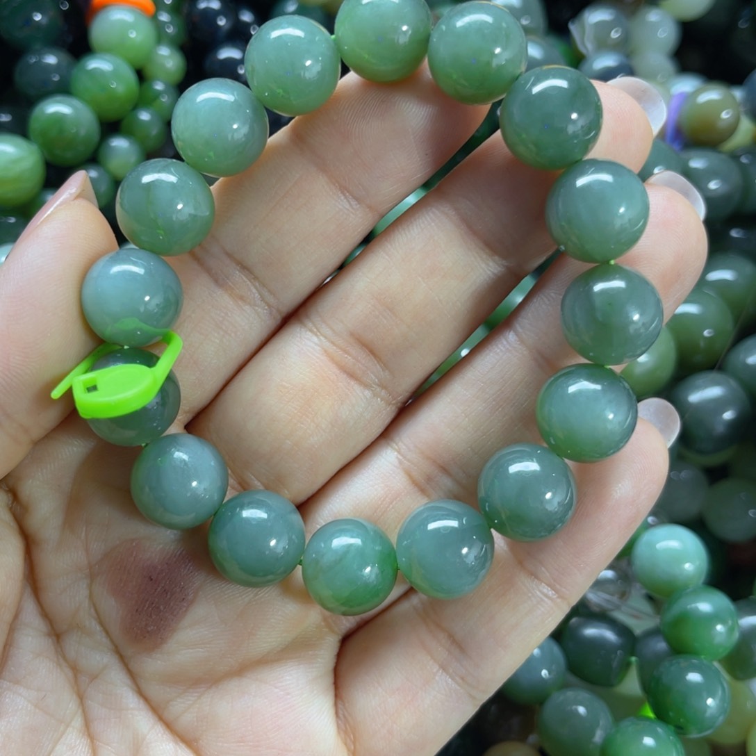 手链未镶嵌和田玉