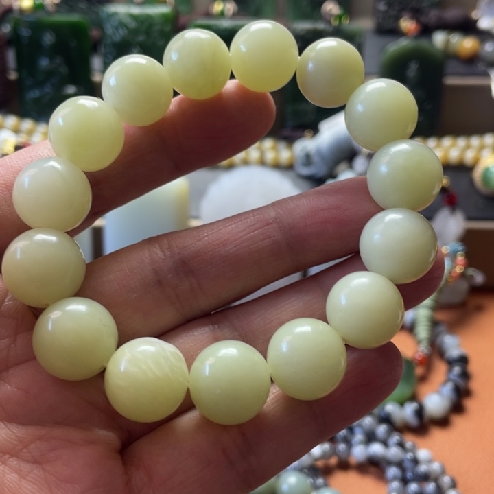 和田玉（糖玉）未镶嵌手链