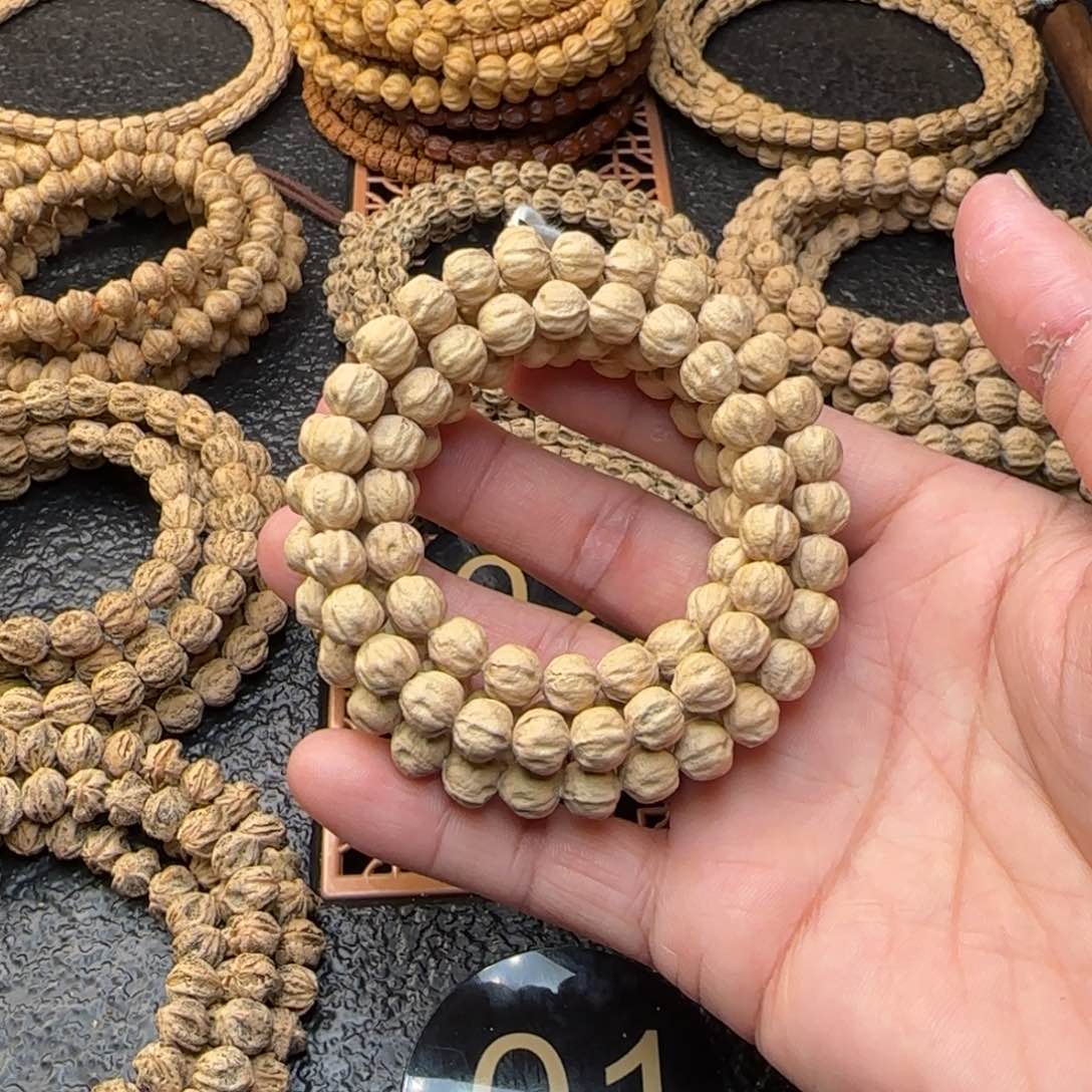 柏香籽/百香籽吊坠阿*