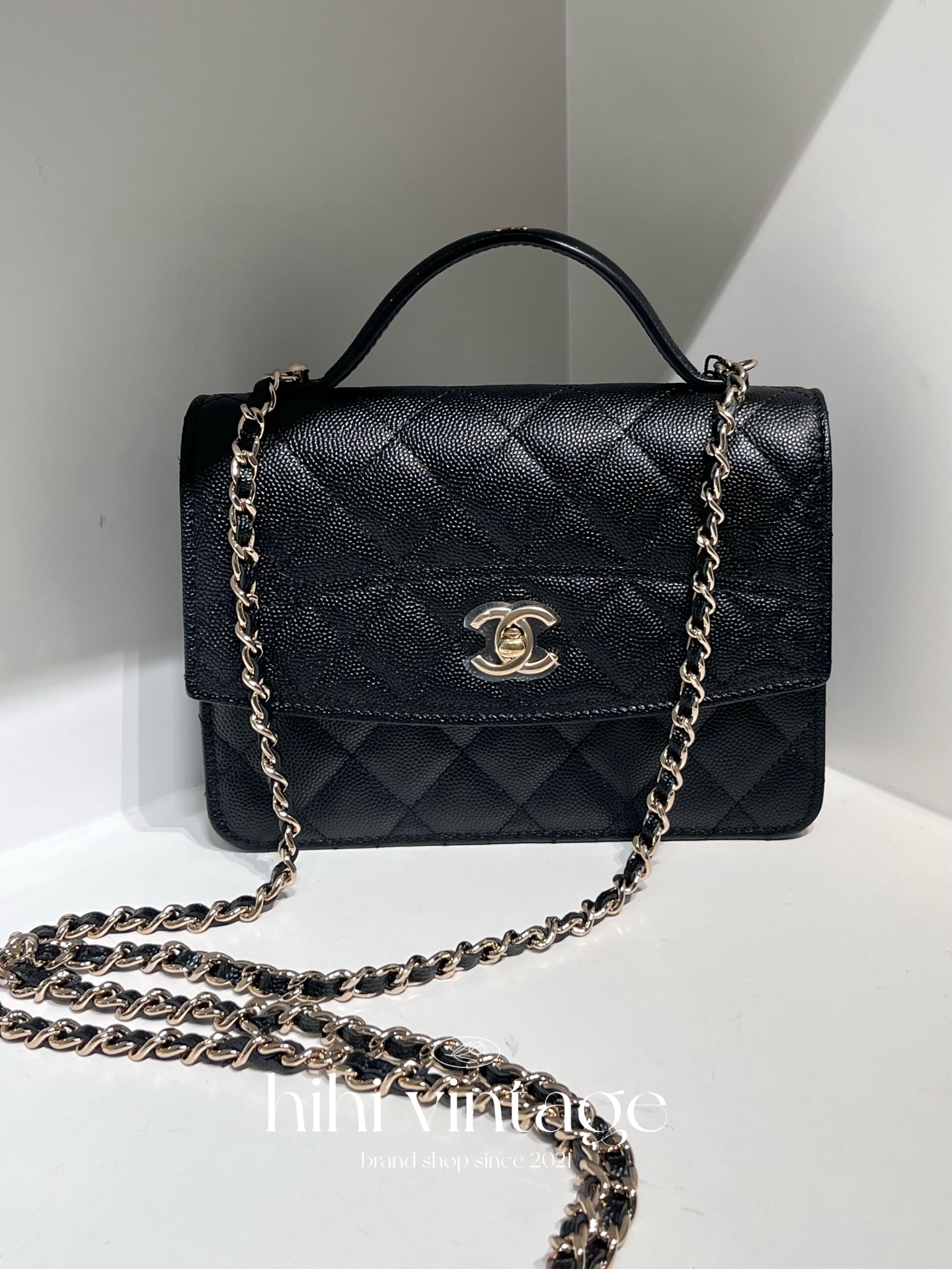 99新 Chanel/香奈儿 HIHI/黑金荔枝纹邮差手提双肩包/14646205