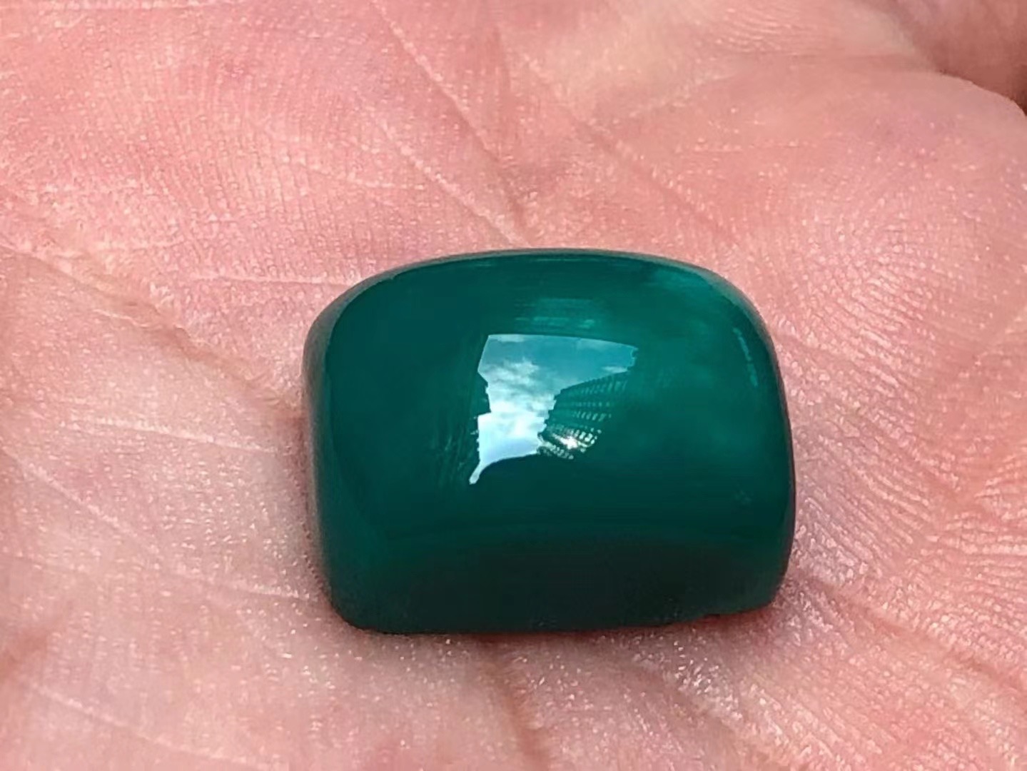 地狱色系玉化天然老油绿绿松石面包戒面，干净无线，高瓷高色