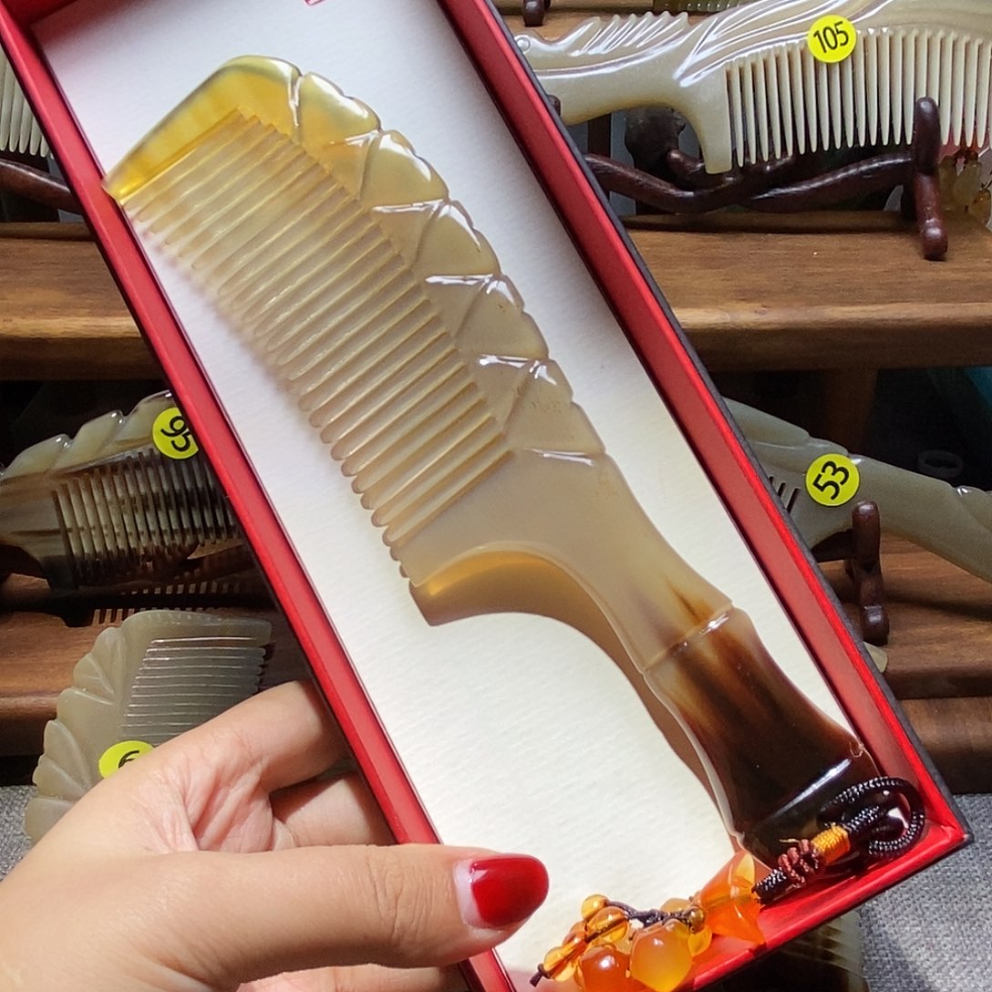 098枫叶牛角梳牛角梳