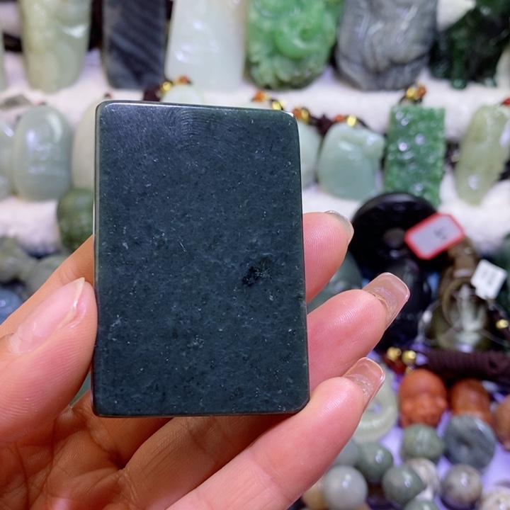 和田玉边角料未镶嵌