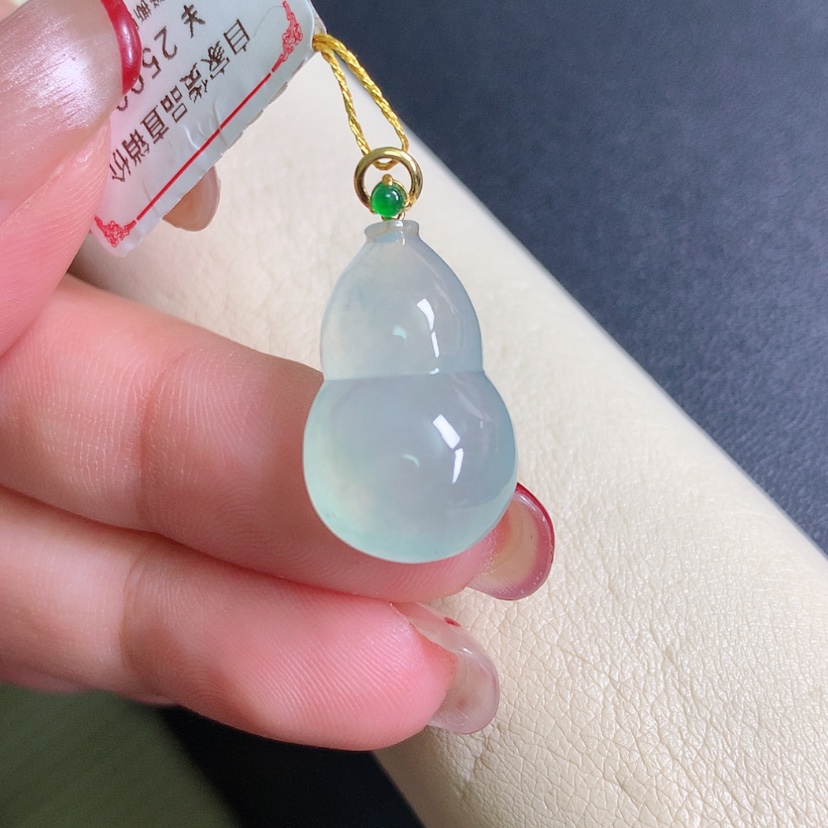 【闪购商品】翡翠颈饰18K金镶嵌葫芦