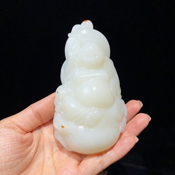 新疆和田玉佛公摆件111*70*52重485.8克