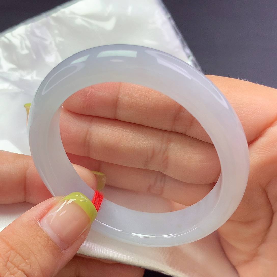 【闪购商品】翡翠手镯未镶嵌贵妃a 142754