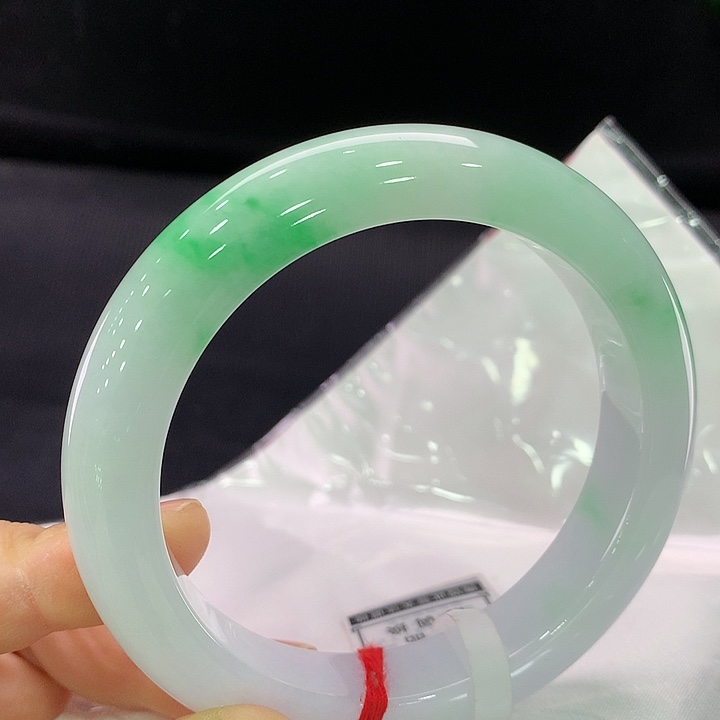 翡翠手镯未镶嵌正圈61.5