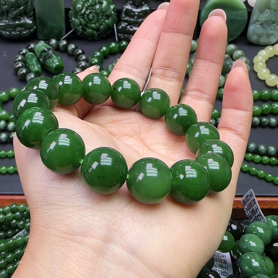 和田玉未镶嵌珠宝奇石