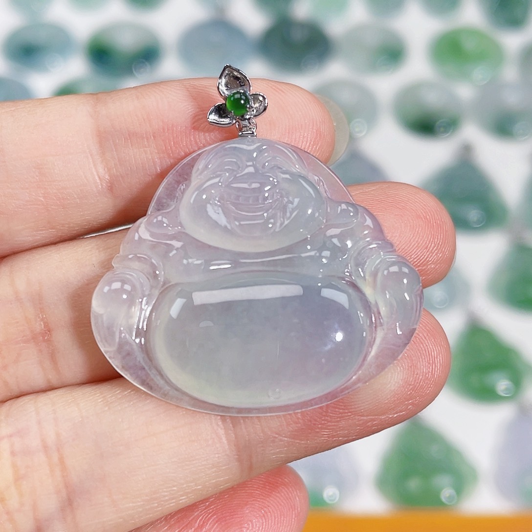 颈饰18K金镶嵌翡翠吊坠