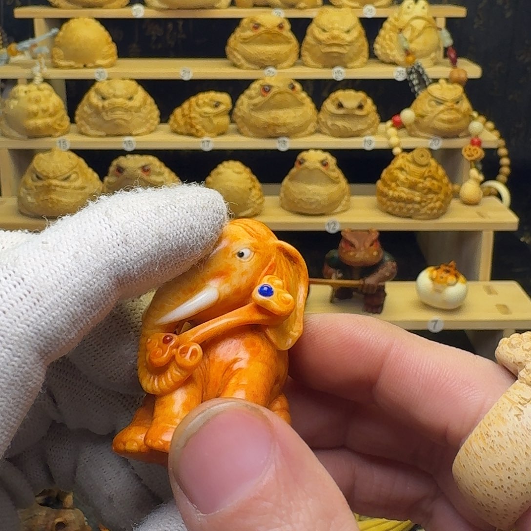 竹༄****鹿角跟付小乌龟手把件