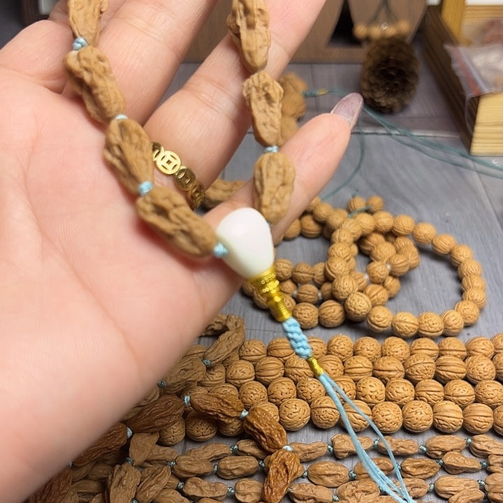 哈***新文玩核桃吊坠蛤蟆异形