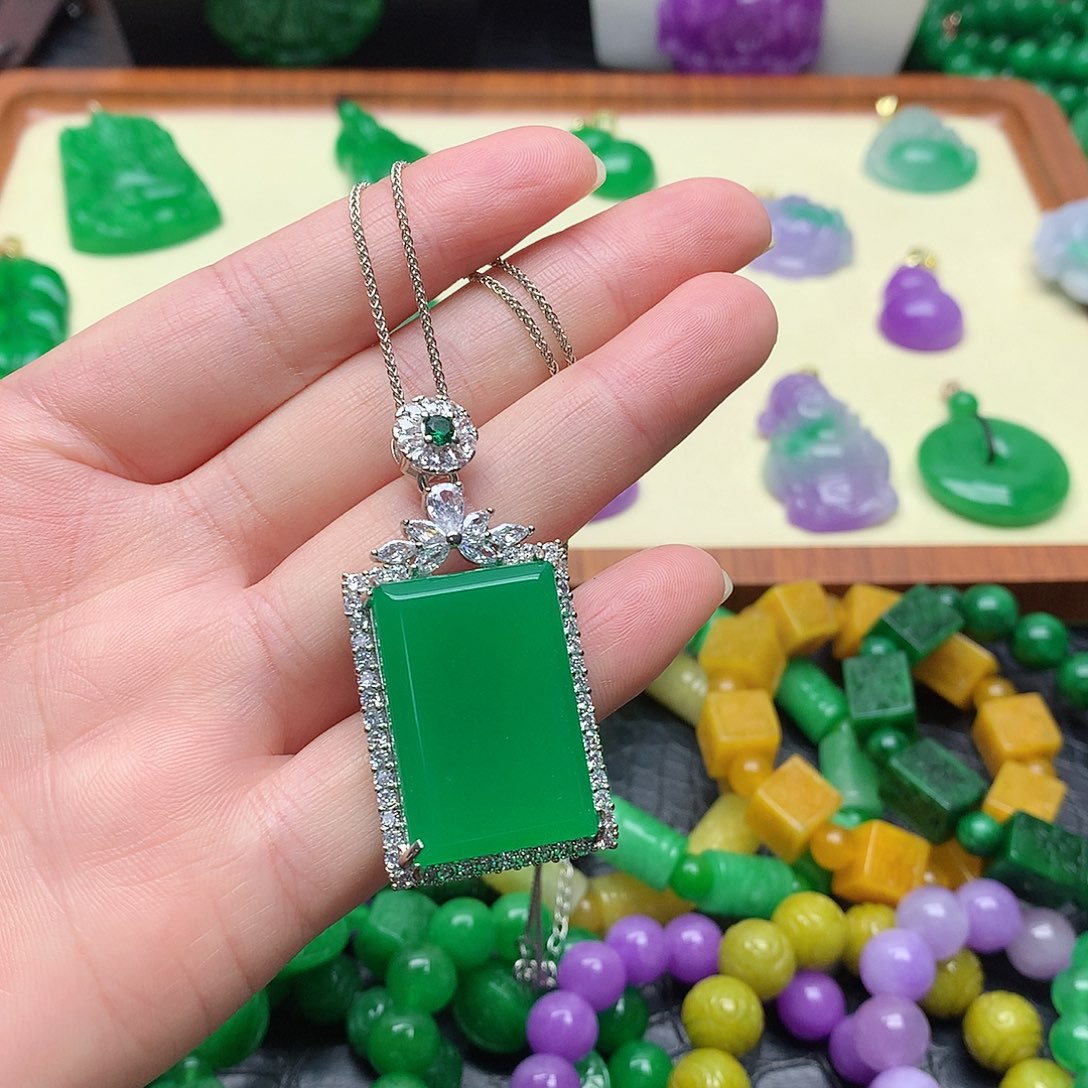 非金属无高货吊坠