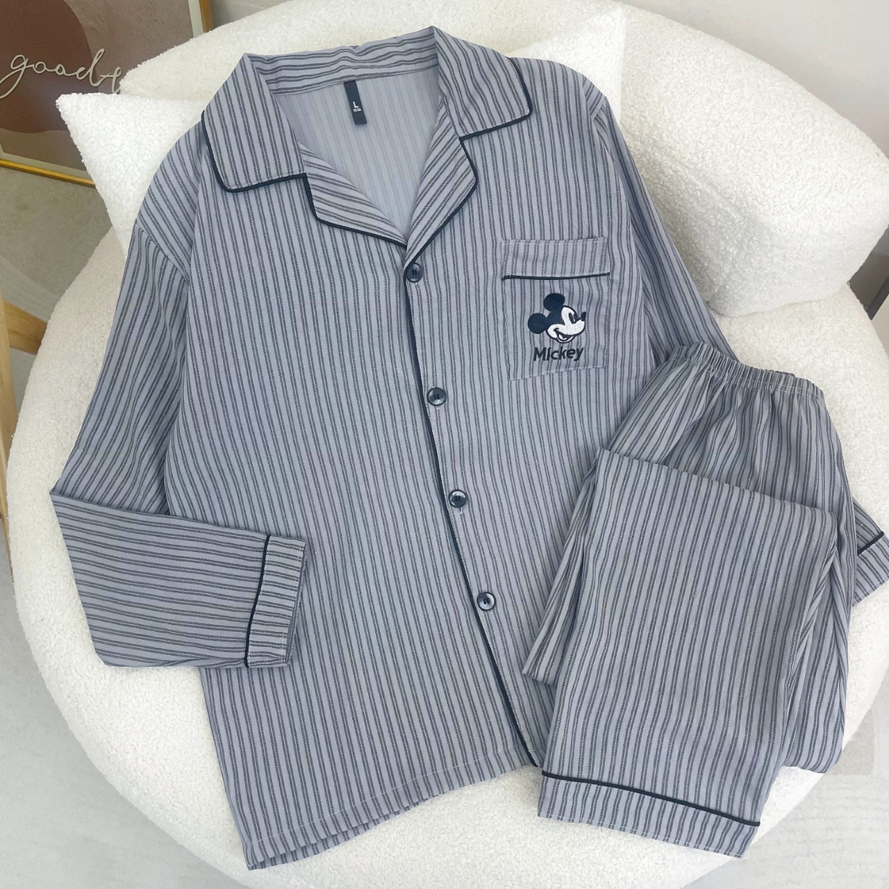 纯棉薄款男常规款衬衫领长袖秋冬睡衣家居服米奇卡通图案套装大码