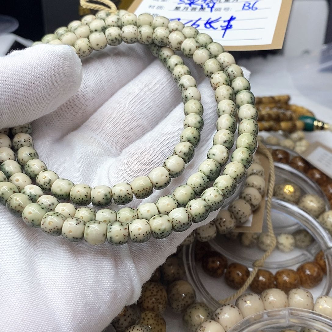 星月菩提吊坠11112222B6