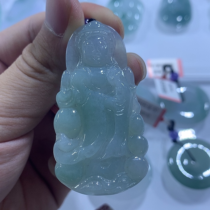 翡翠未镶嵌颈饰天然翡翠A货吊坠