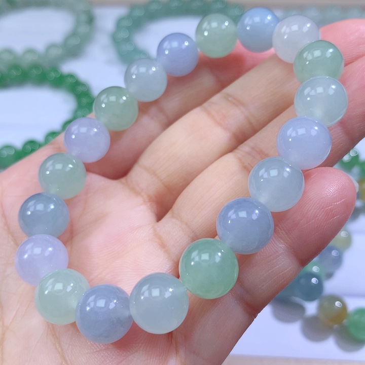 翡翠手链未镶嵌翡翠