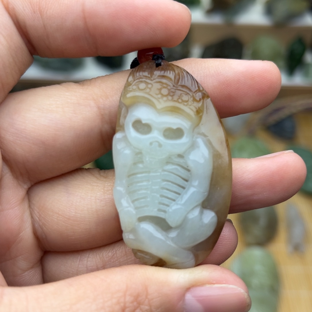 和田玉颈饰未镶嵌