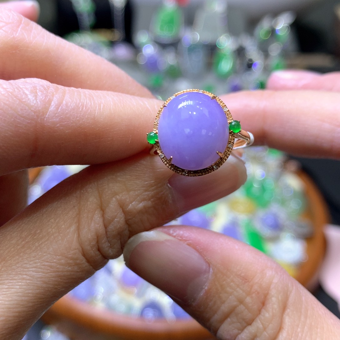 【闪购商品】翡翠颈饰18K金镶嵌翡翠吊坠项链