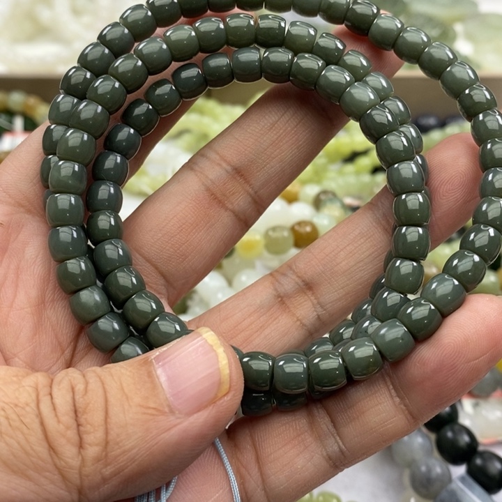 和田玉未镶嵌手链