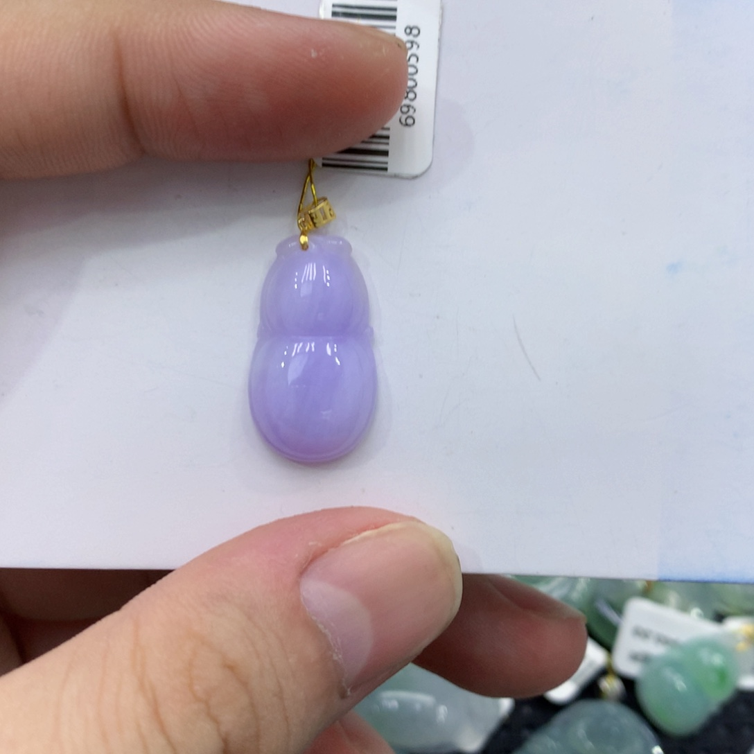 翡翠18K金镶嵌颈饰翡翠