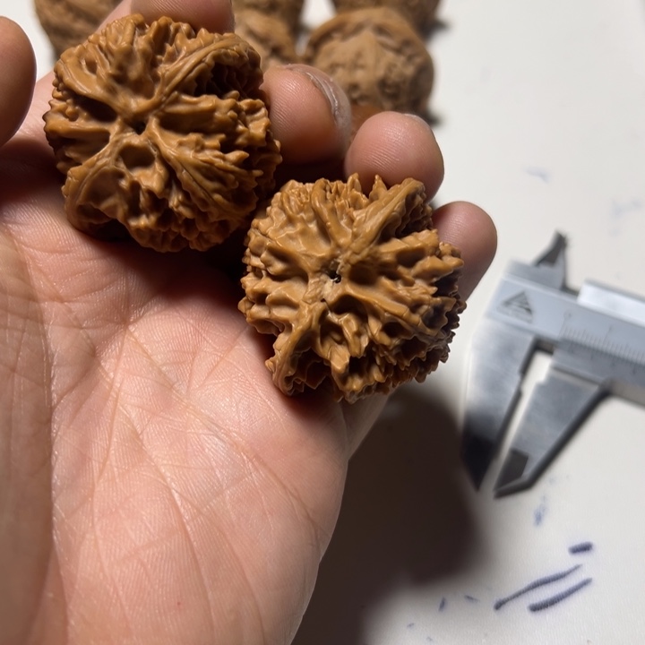 K***j把件文玩核桃苹果园