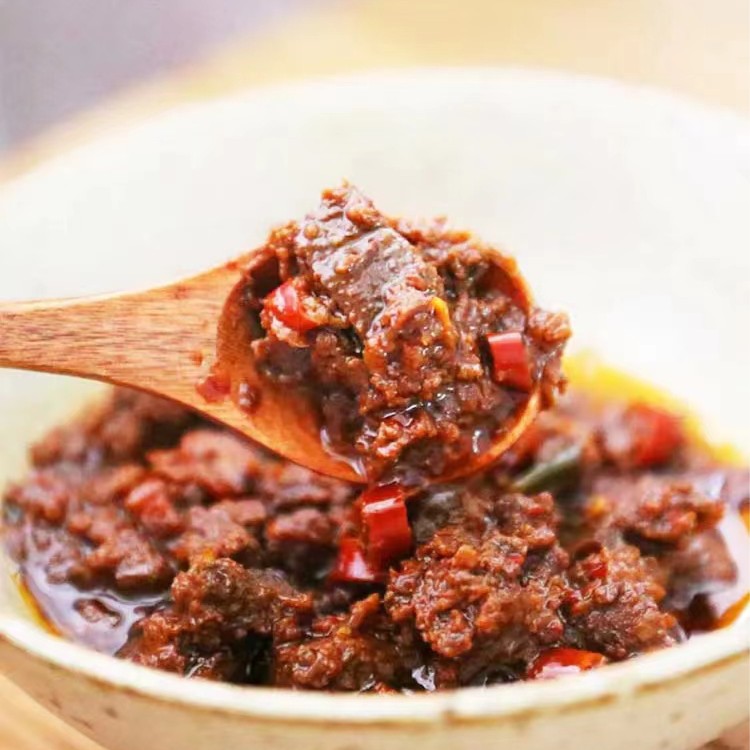 衢小柒50%以上牛肉颗粒鲜香牛肉酱