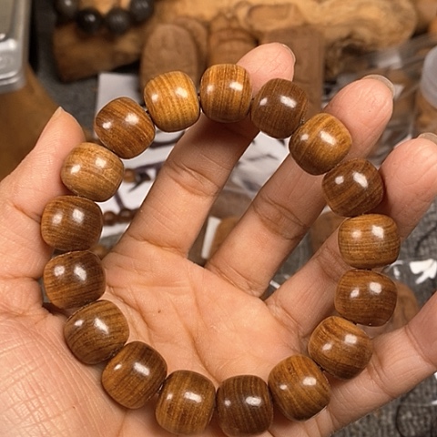 檀香木手串/手链A****o老山檀香黑肉虎纹13/14沉水