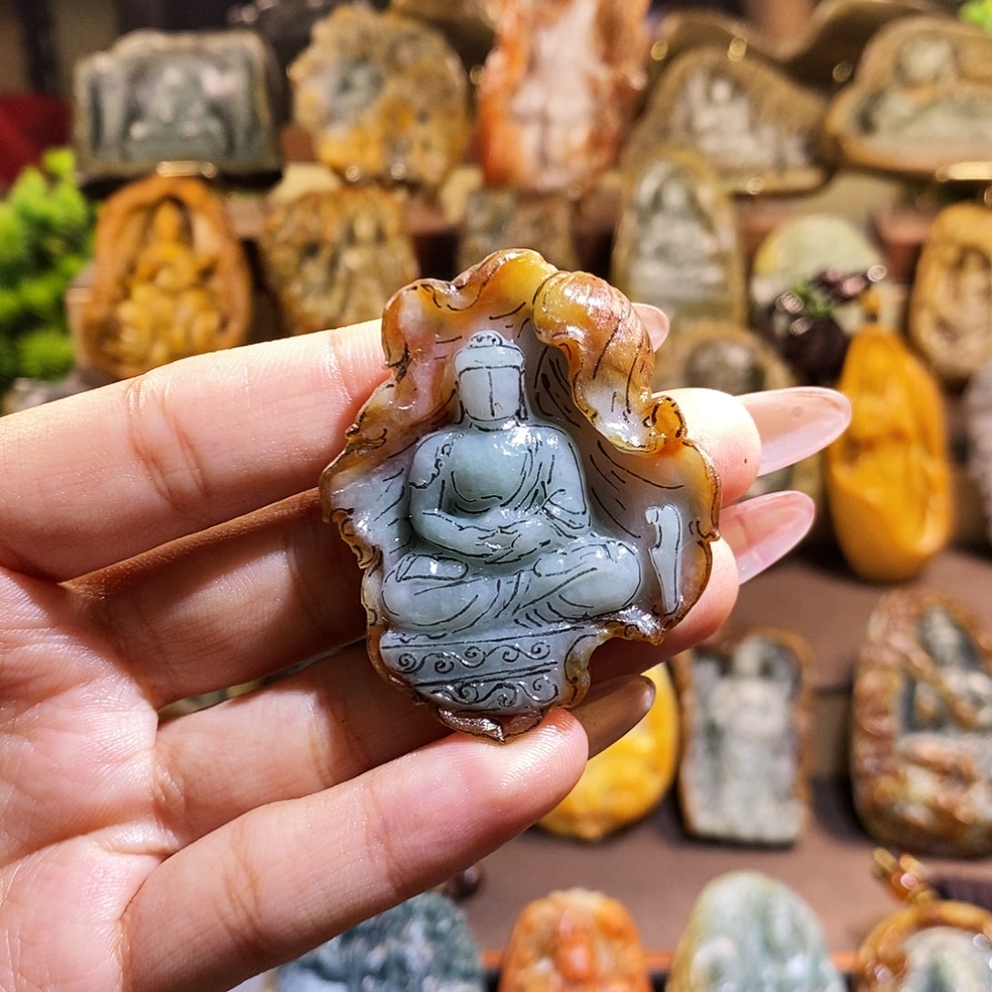 定制翡翠未镶嵌一叶佛