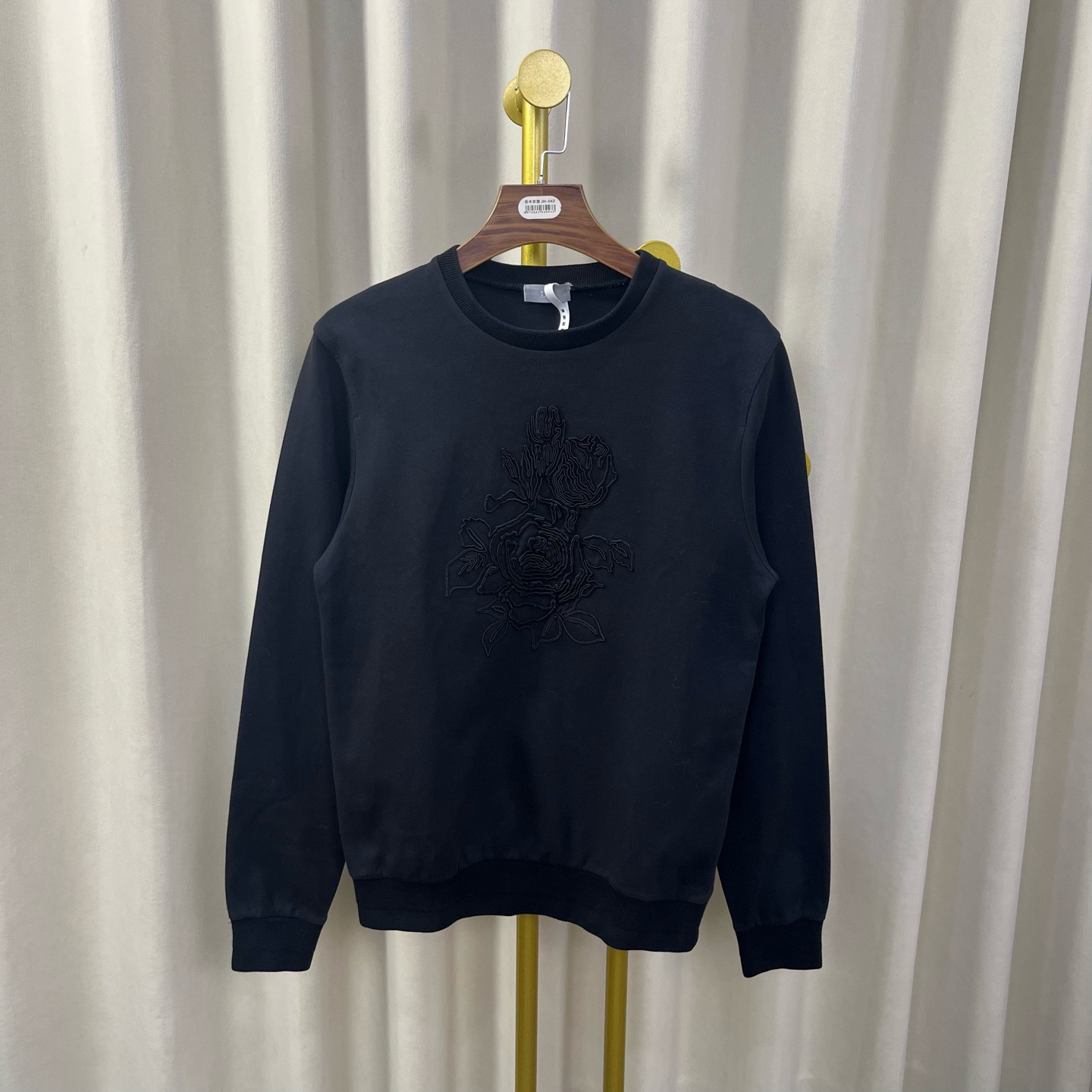 99新 DIOR/迪奥 黑色花卉刺绣卫衣 xs码 