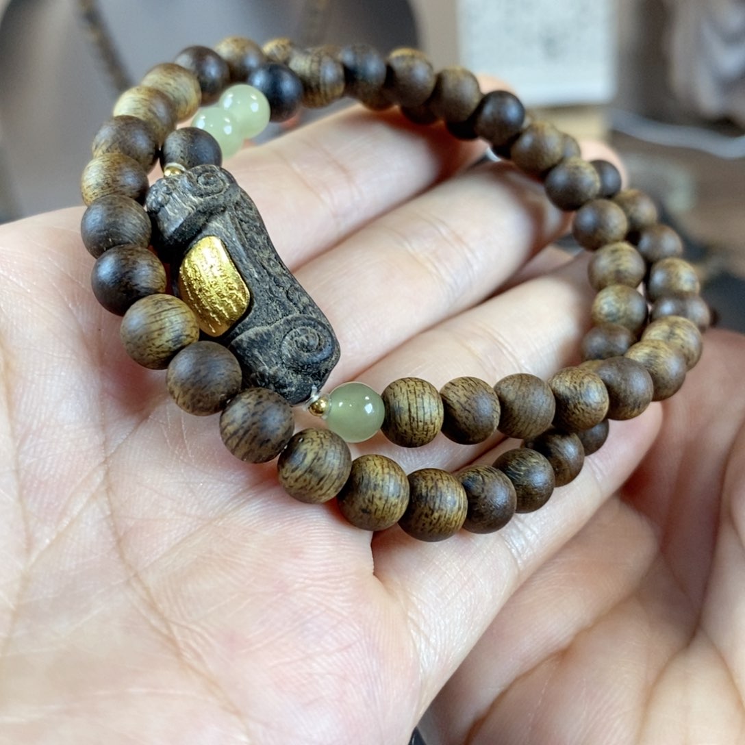 沉香手串白棋卡6mm双圈